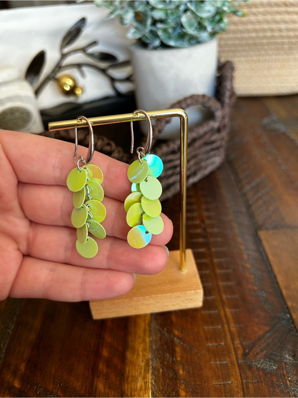 Handmade Irredentist Disc Drop Earrings - Green